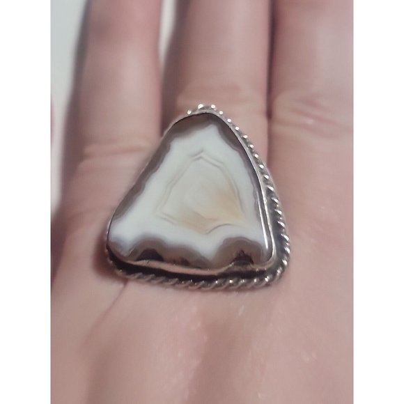 Native AMERICAN AGATE HIPPIE TRIANGLE BIKER RING! - Picture 7 of 16